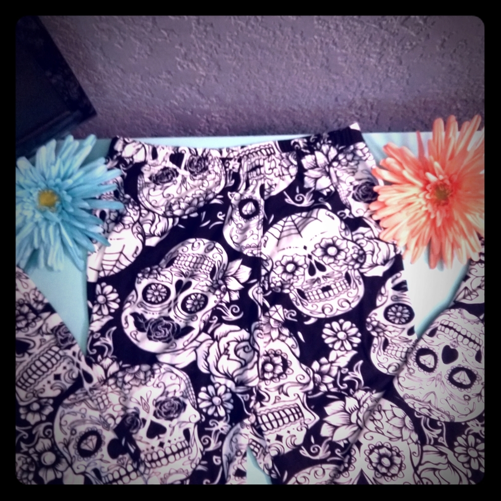 Sugar skull leggings